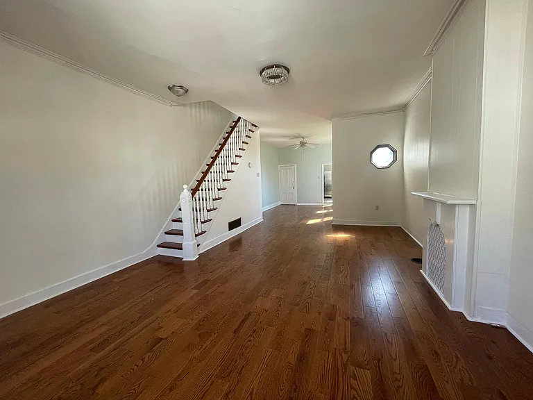 164 Kalos St — Photo 4