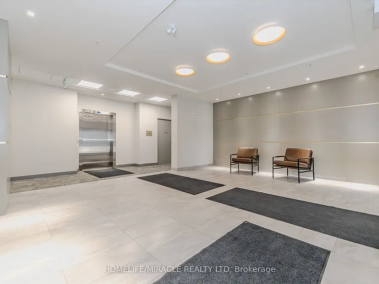 1101 Lackner Pl #T05 — Photo 7