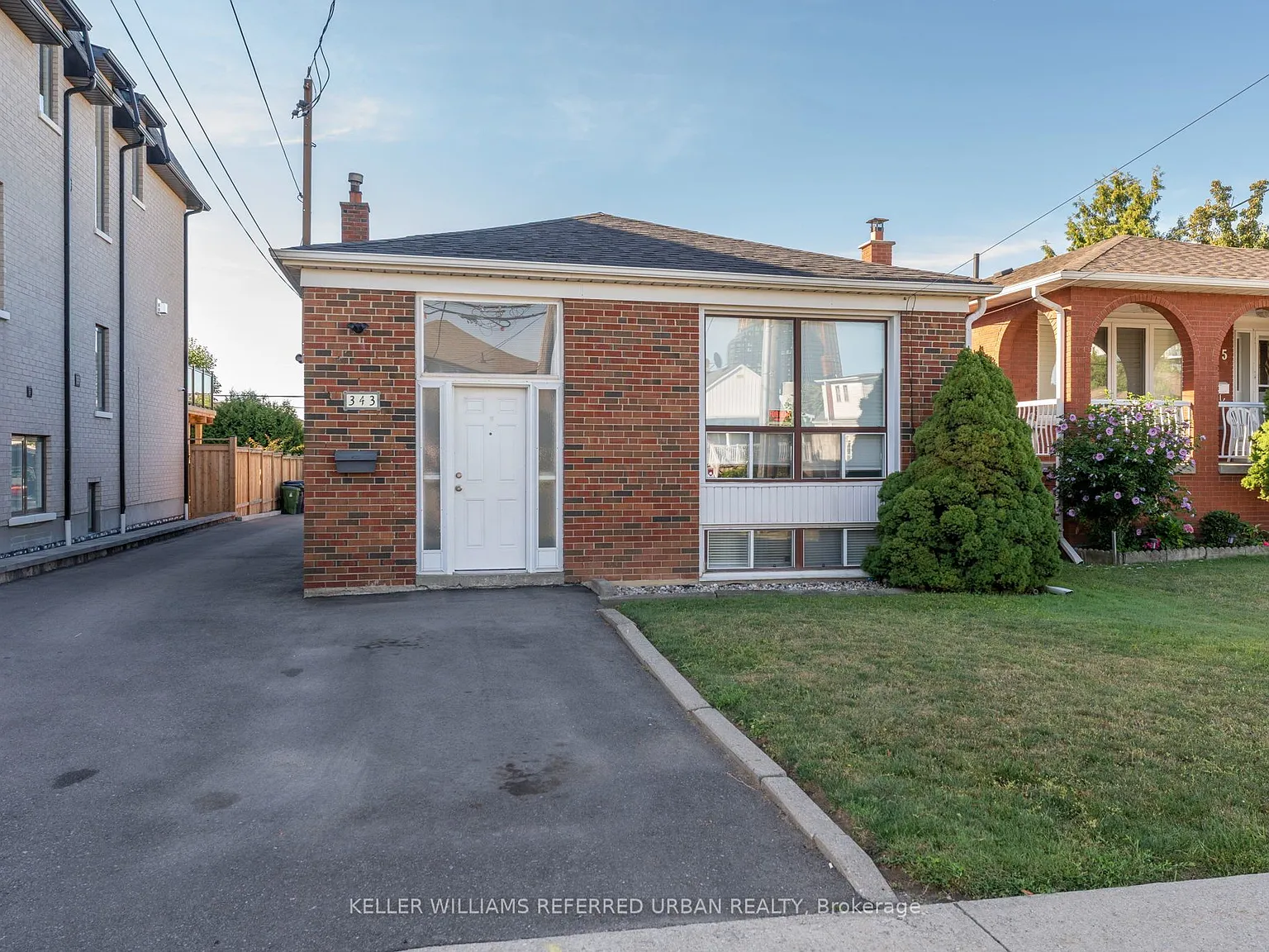 2 bed, $2,300 — Photo 2
