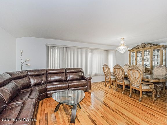 5th image of 288 Martin Ave