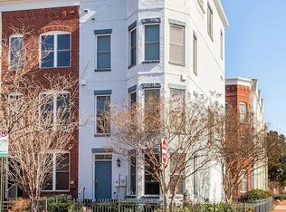 952 4th St SE, Washington, DC 20003