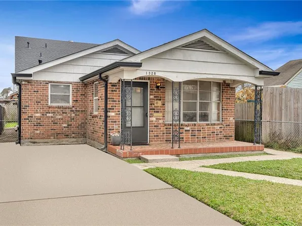 1328 Clouet St, New Orleans, LA 70117