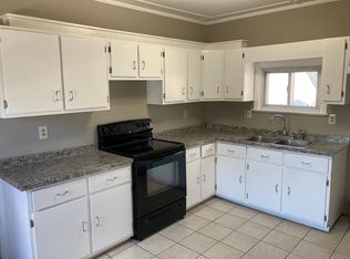 151 Oak St #2, Indian Orchard, MA 01151