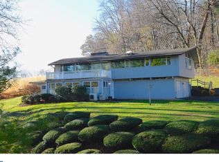 2240 Tulpehocken Rd, Reading, PA 19610
