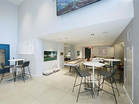 3rd image of 50 Nepperhan St APT 612