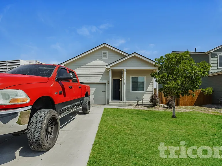 6550 Phantom Way — Photo 1