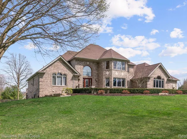 68186 Campground Rd, Washington, MI 48095