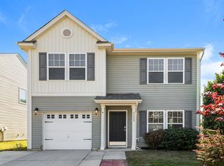 2623 Bramble Ridge Ct, Charlotte, NC 28215