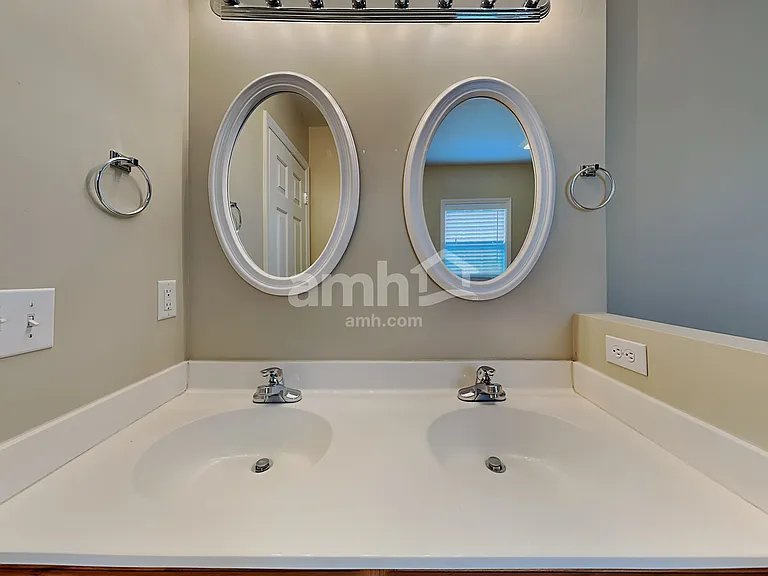 2645 Wynbrook Dr — Photo 11