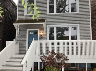 2228 W Huron St, Chicago, IL 60612