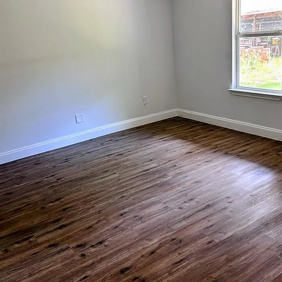 714 Cedarcrest Dr — Photo 9