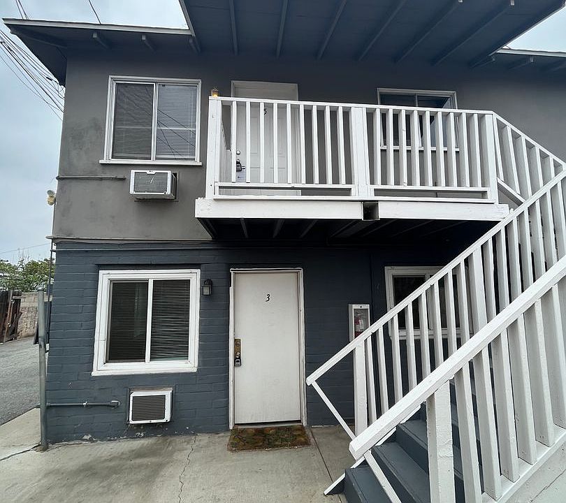1st image of 3447-3449 4th St #5