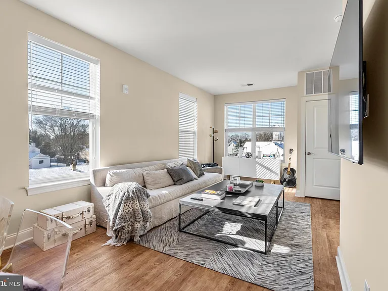 63 E Main St #309 — Photo 7