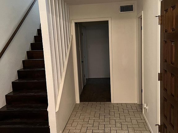 3rd image of 8905 Van Deman Dr