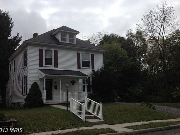 2nd image of 11105 Glenside Ave