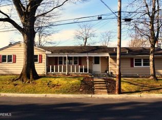 200 Ampere Ave, Oakhurst, NJ