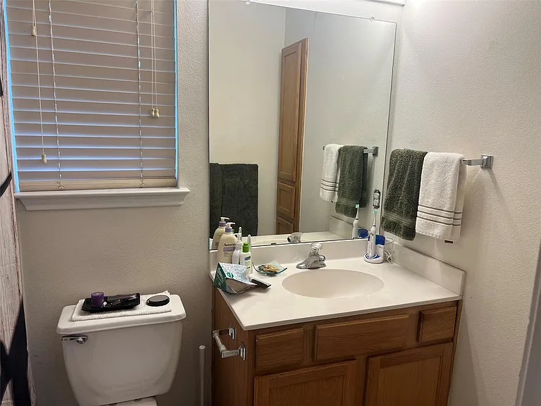 106 Marvin Cv — Photo 10