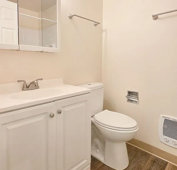 9555 SW Hall Blvd #17 — Photo 10
