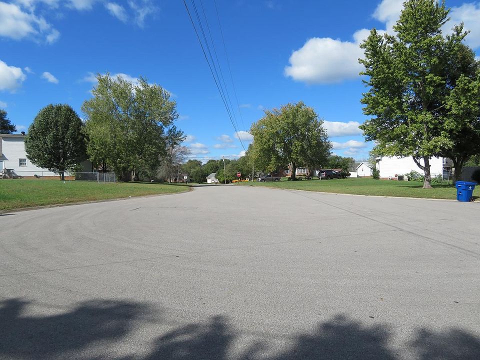 2nd image of 369 Manorstone Ln