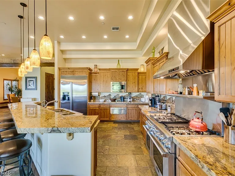 549 Regents Gate Dr — Photo 29