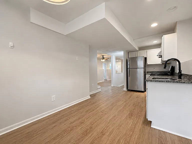 104 Middlesex Rd #1A — Photo 4