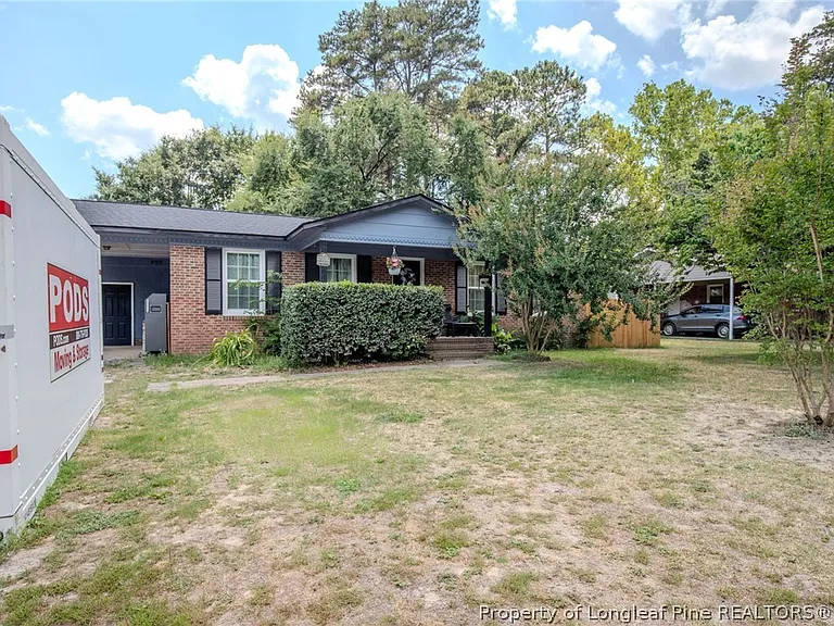 3230 Periwinkle Dr — Photo 4