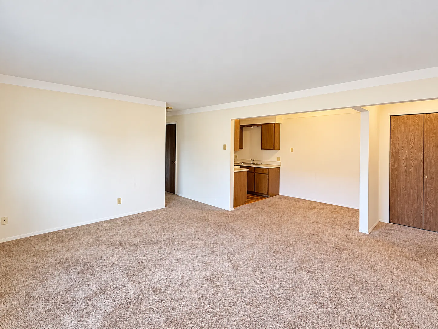 1 bed, 784 sqft, $850 — Photo 4