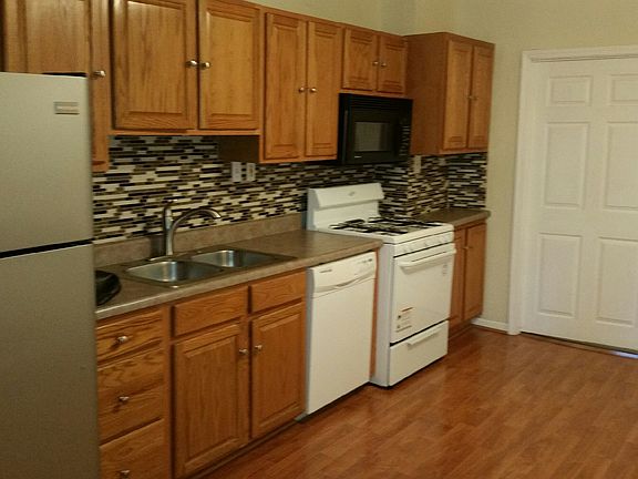 2nd image of 3318 S 9th St