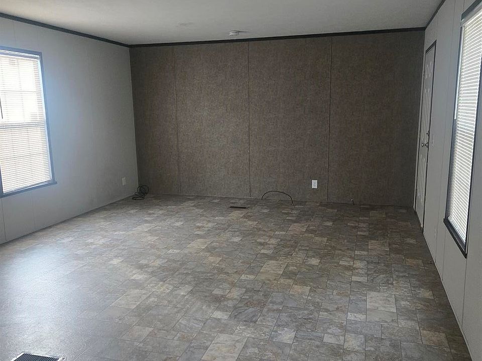 Building Photo 3