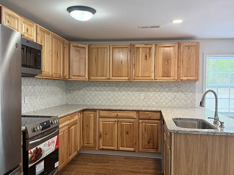 1902 Highway 55 E #1902B — Photo 6
