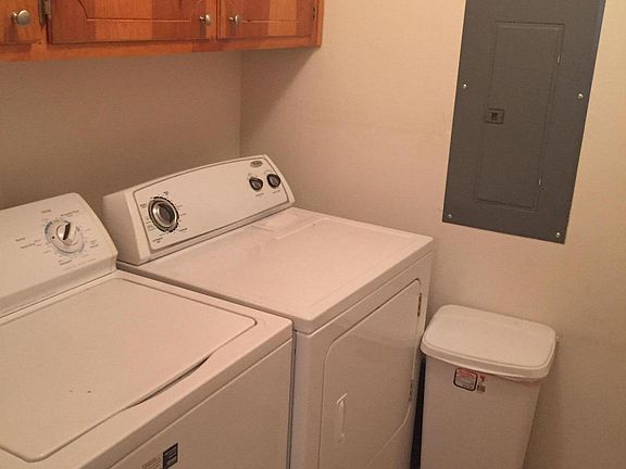 4th image of 3805 E Vancroft Circle Unit B3