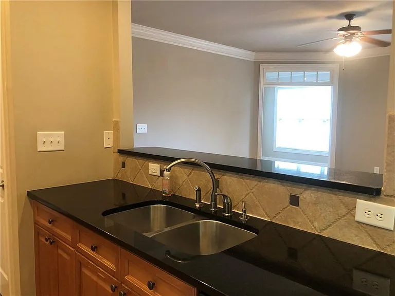 10240 Billings Pointe — Photo 14