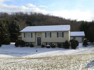 436 Stone Church Rd, Hunker, PA 15639