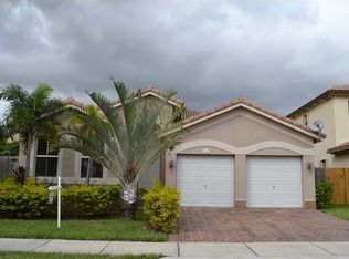 15457 SW 118th Ter, Miami, FL 33196