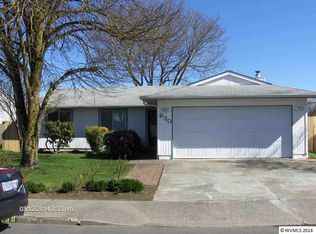 630 Greencrest St NE, Salem, OR 97301
