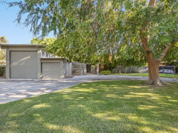 1095 W San Ramon Ave, Fresno, CA 93711