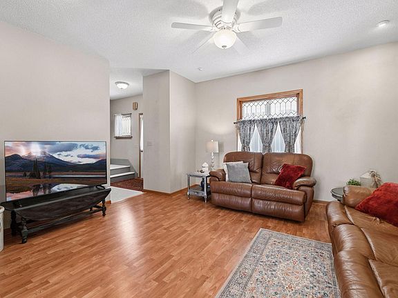 5th image of 109 Franklin Ave SW
