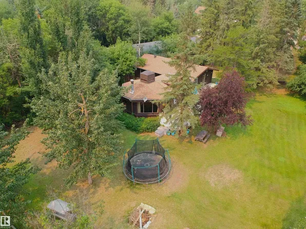 61 Lakeshore Dr, Sandy Beach, AB T0E 1V6