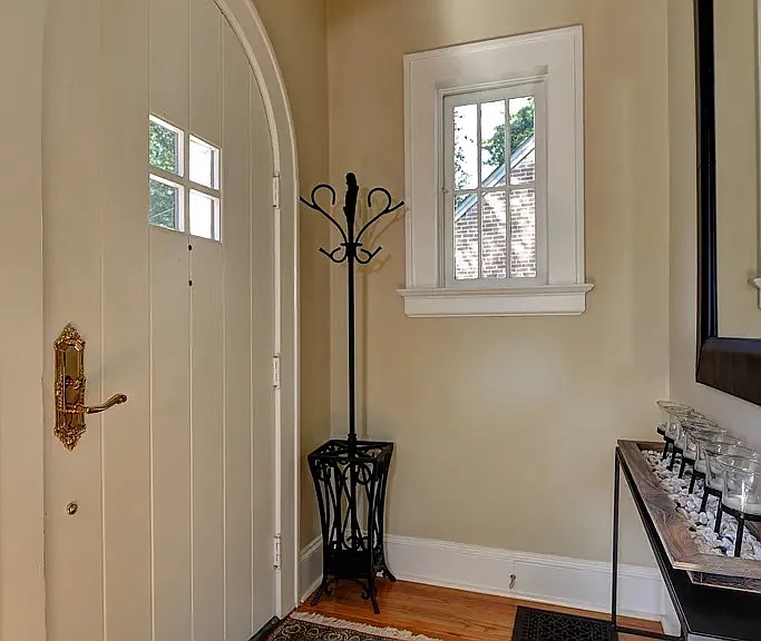4 bed, 2959 sqft, $5,009 — Photo 2