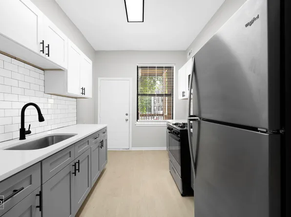 5051 S Forrestville Ave 544 E 51st St Chicago, IL 60615