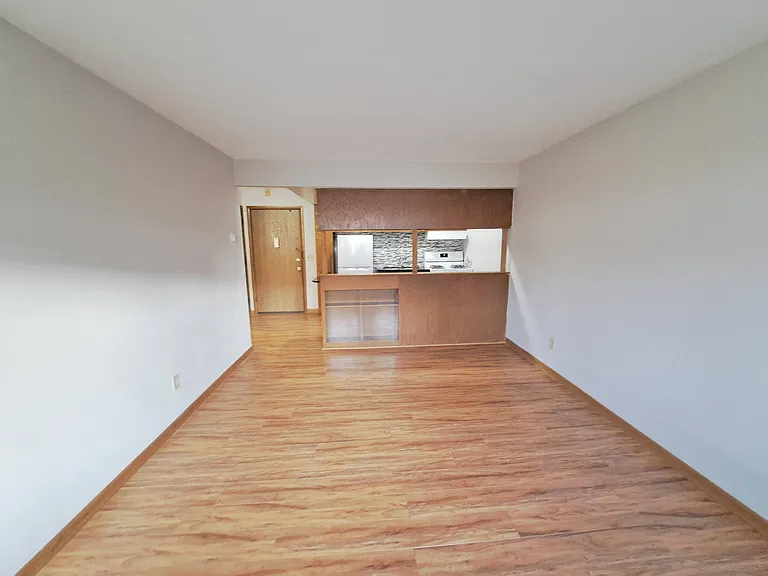 3428 Harriet Apartments — Photo 7