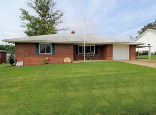 131 Crescent Dr, Washington, PA 15301