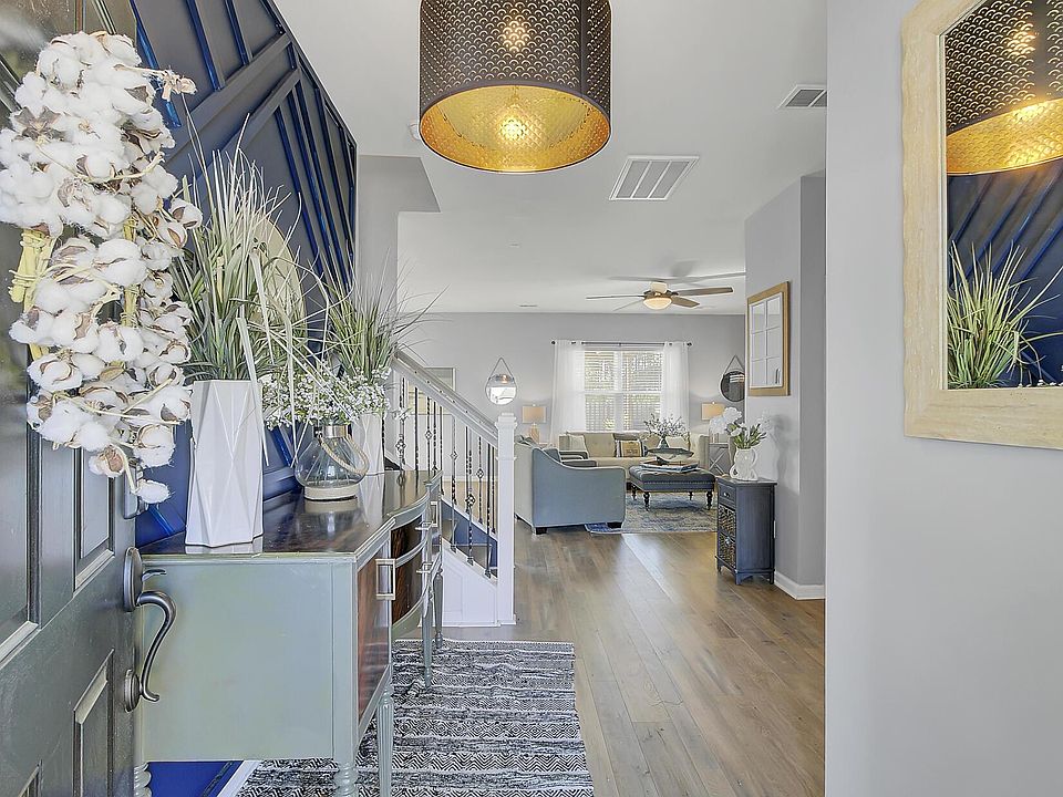 1st image of 452 Sanctuary Park Dr