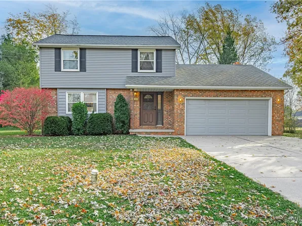 5151 Bronson Dr, Lewiston, NY 14092