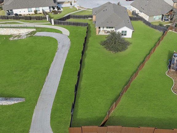 5th image of 304 Morning Ridge Ct