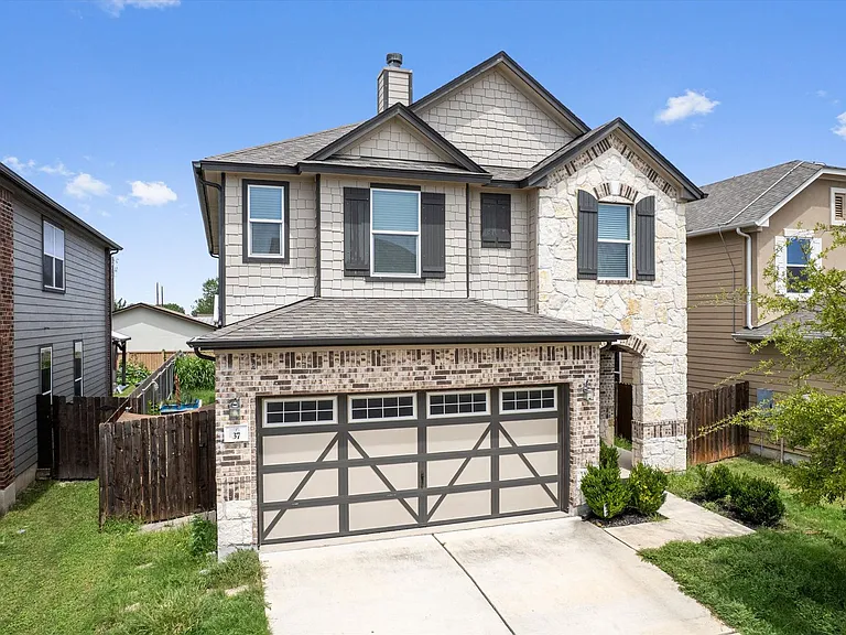 2950 E Old Settlers Blvd #37 — Photo 32
