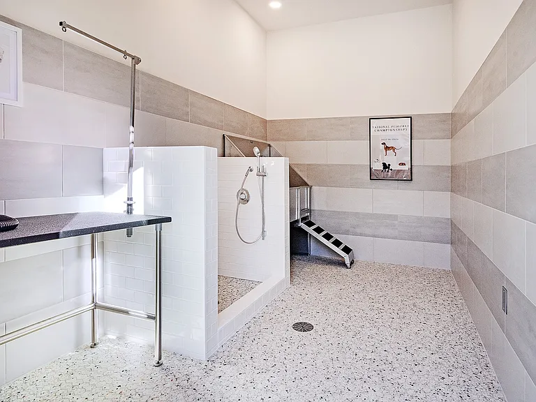 Alta Apartments — Photo 14