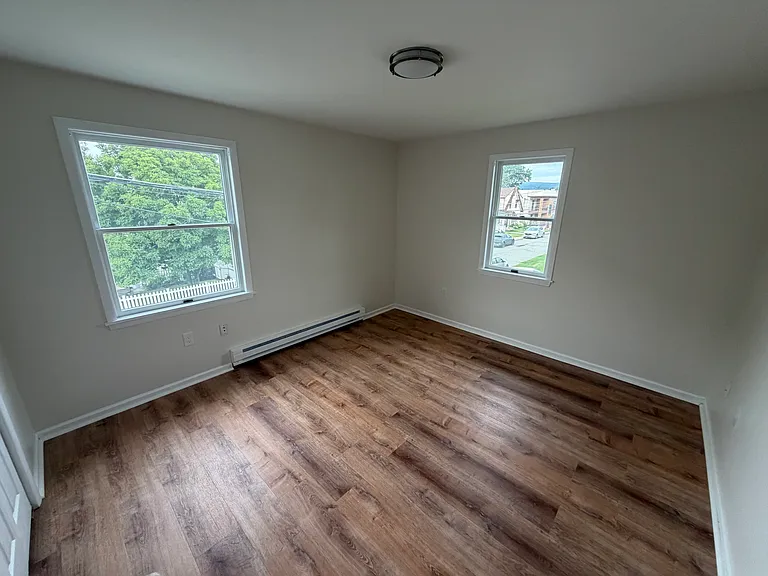 600 Sherwood Ave #604-1 — Photo 13
