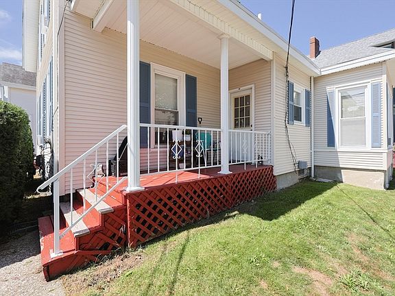 4th image of 104 Grove St