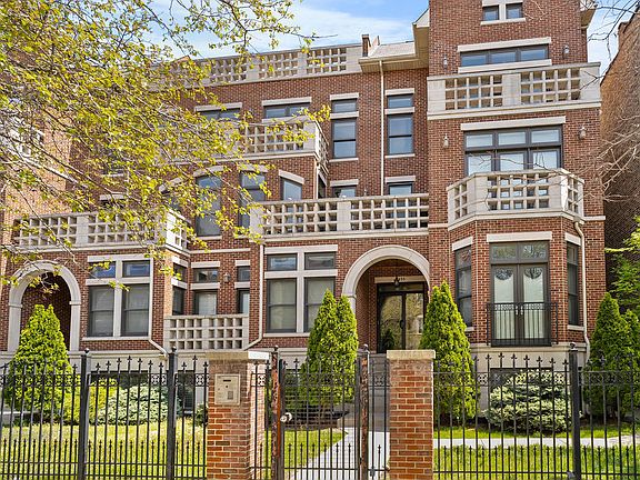 2nd image of 4355 S Lake Park Ave APT 2N